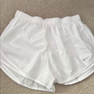 Woman’s Nike dri-fit white shorts L
